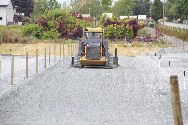 Gravel Driveway Leveling in Warren