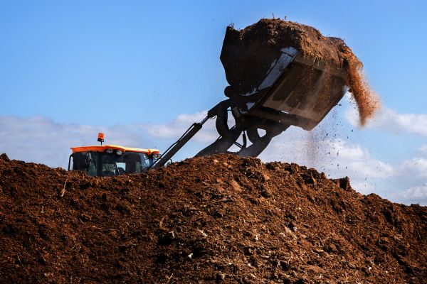 Dirt Spreading in Warren