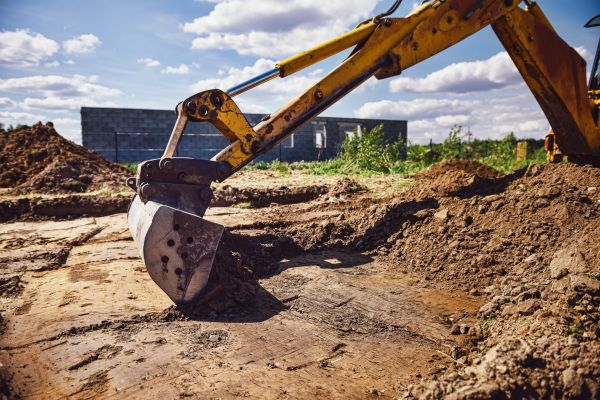 Building Excavation in Warren