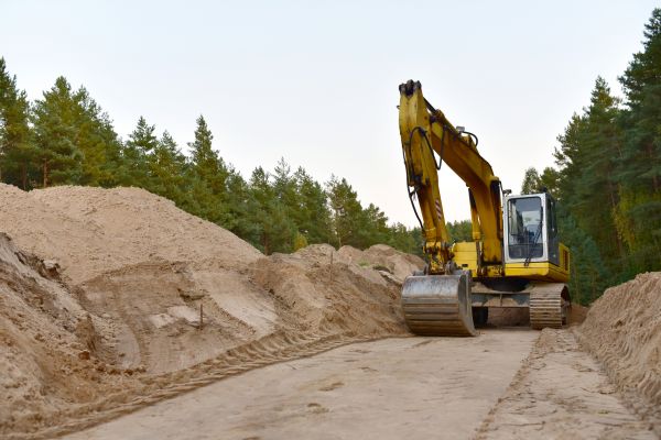 Cost of Unpaved Road Grading in Warren